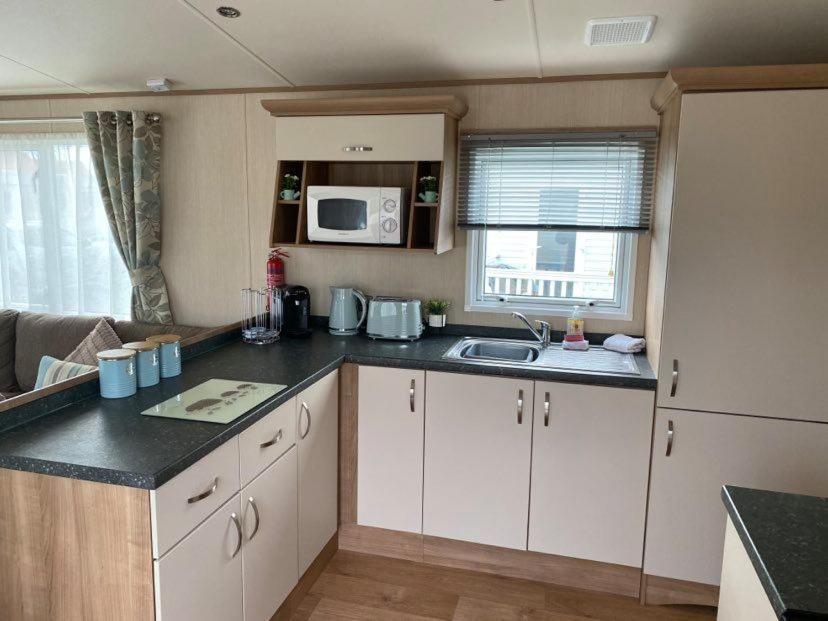 Kingfisher Court 2 Tattershall Lakes With Hot Tub Esterno foto